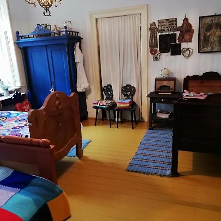 Rozmaringos Udvarhaz Dunafoldvar Luaran gambar