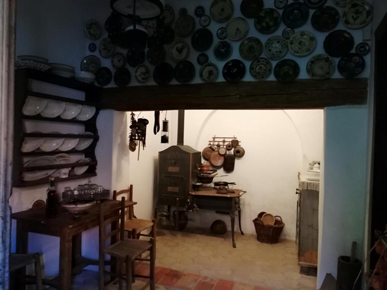 Rozmaringos Udvarhaz Dunafoldvar Luaran gambar